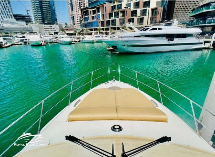 Dubai: Private Yacht Tour 50 feet - The crew and onboard atmosphere