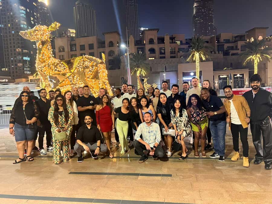 Dubai: Pub Crawl Nightlife Tour - Who should book this Saturday night