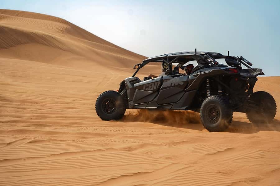Dubai: Quad Bike, Dune Buggy, and Sandboarding Experience - Photo stops and the value of a guide