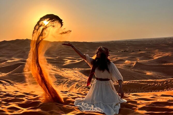 Dubai Red Dune Safari with Bedouin BBQ Dinner & Hotel Transfers - Belly dancing, Tanura, fire, and stargazing