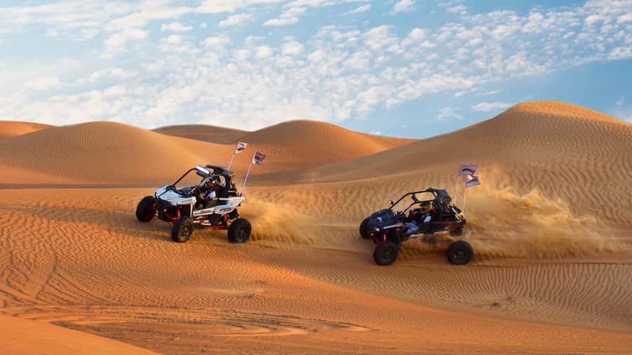 Dubai: Self-Drive 4WD Dune Buggy Guided Desert Adventure - Why the small group matters