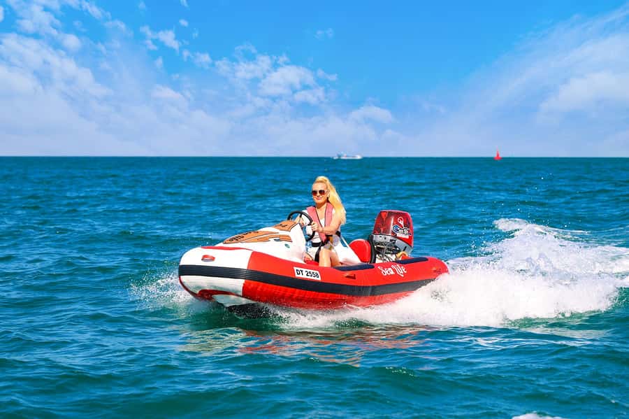 Dubai: Self-Drive Boat Experience for 1 or 2 People - Key points before you book