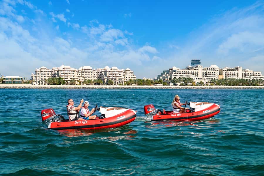 Dubai: Self-Drive Boat Experience for 1 or 2 People - Thirty minutes, one hour, or 1.5 hours