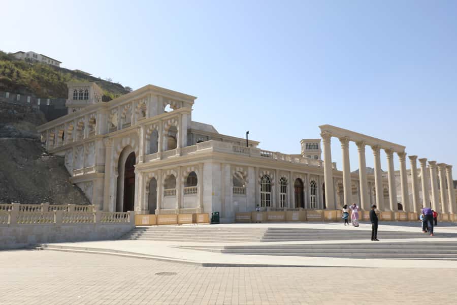 Dubai: Sheikh Zayed Mosque, Fujairah and Khorfakkan Tour - Who should book this Fujairah tour?