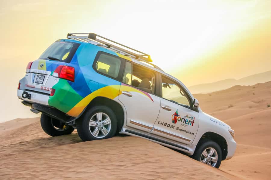 Dubai: Sunrise Desert Jeep Safari with Wildlife Experience - Key points at a glance