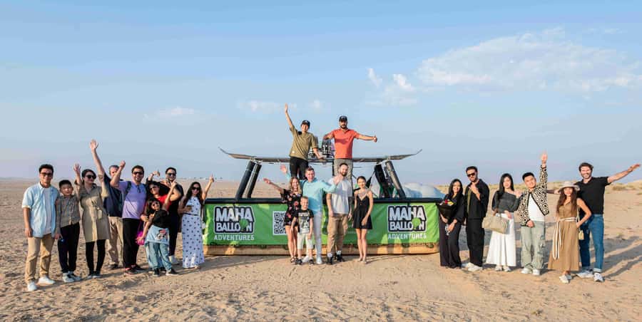Dubai: Sunrise Hot Air Balloon Ride with Transfers - Red dunes, farms, villages, and desert wildlife