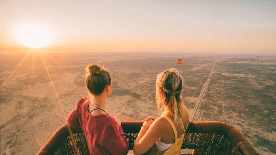 Dubai: Sunrise Hot Air Balloon Tour with E-Certificate - Who will enjoy this most?