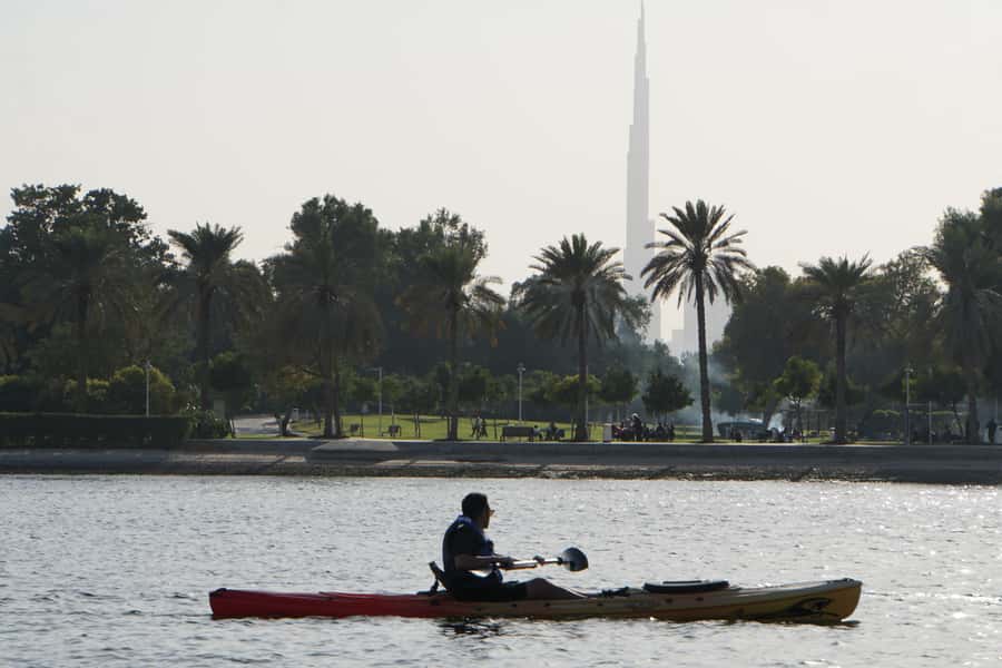 Dubai: Sunset/Night Dubai Creek Kayak Tour - Meeting at the marina requires careful planning