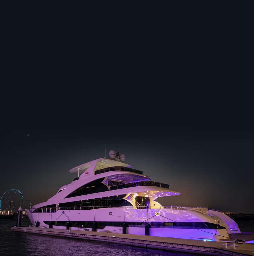 Dubai: Superyacht Experience with Live Music & Drinks - DJ, saxophone, and the different moods onboard