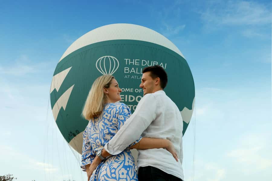 Dubai: The Dubai Balloon at Atlantis - Morning light or Dubai after dark