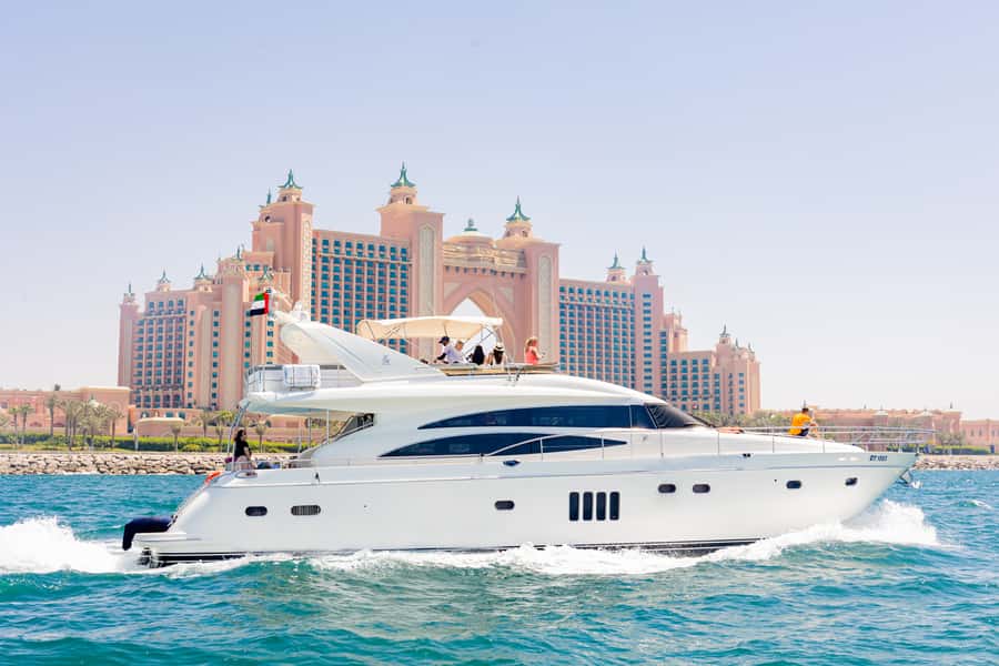Dubai: The Luxury Yacht Tour with Live BBQ Option - Leaving Dubai Harbour and finding the yacht