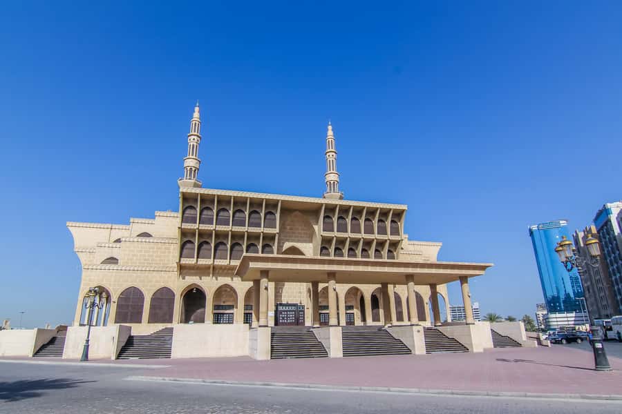 Dubai: The Pearl Of The Gulf - Half Day Sharjah City Tour - From Dubai Hotels to Sharjah’s Corniche