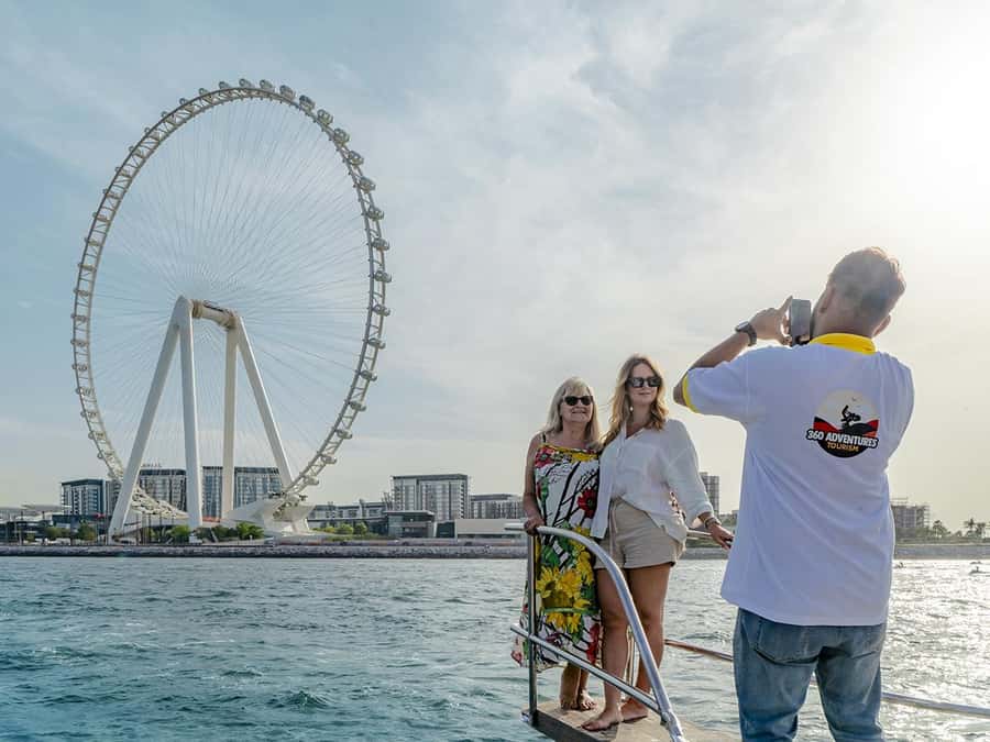 Dubai: The View At The Palm Ticket & 1.5 Afternoon Yacht - Atlantis, The Palm, and the outer crescent