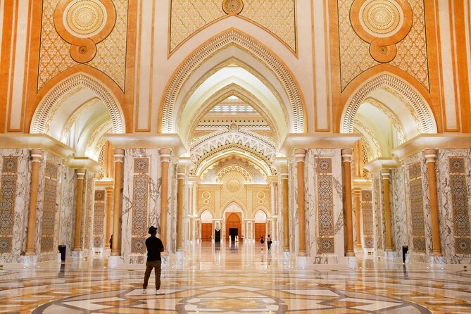Dubai to Abu Dhabi Day Trip: Grand Mosque, Palace & Etihad Towers - The 90-minute ride from Dubai