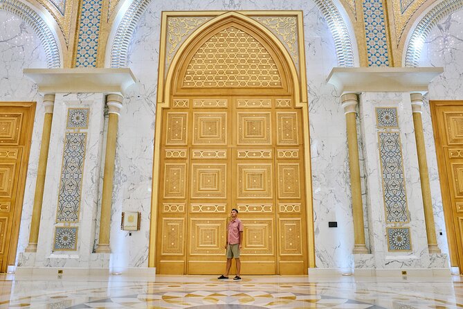 Dubai to Abu Dhabi Day Trip: Grand Mosque, Palace & Etihad Towers - Qasr Al Watan: grand rooms and national institutions