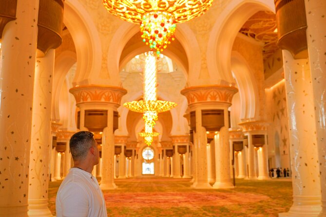 Dubai To Abu Dhabi: Grand Mosque, Royal Palace & Etihad Towers - Guides can make or break a tightly packed day