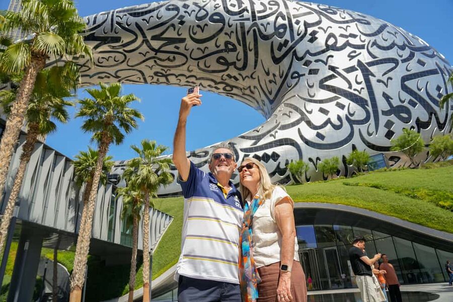 Dubai Top Highlights: Frame Entry, Souks, Abra & Street Food - Gold Souk and Spice Souk: Dubai’s trading roots