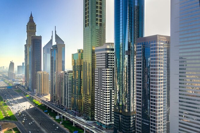 Dubai Tour Including Entrance to Burj Khalifa 124th Floor from Abu Dhabi - What the guide and headsets add