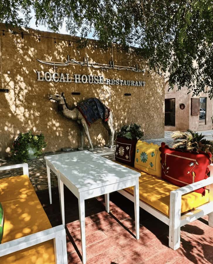 Dubai: Traditional Emirati Breakfast Experience - What arrives on the breakfast table