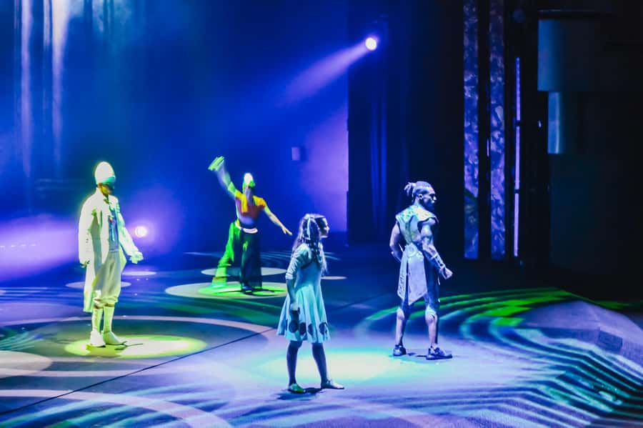 Dubai: Water Canal Cruise and La Perle Show with Dinner - Finding Al Faris at Dubai Festival City