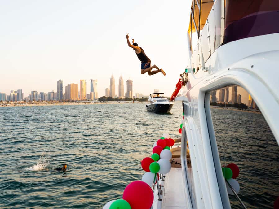 Dubai: Yacht Cruise with Swimming, Snorkeling and BBQ Lunch - Who should book this yacht trip?