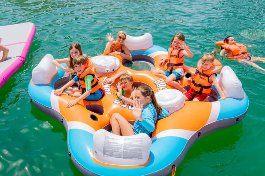 Dubai: Yacht Cruise with Swimming, Snorkeling and BBQ Lunch - Dubai Marina from the water