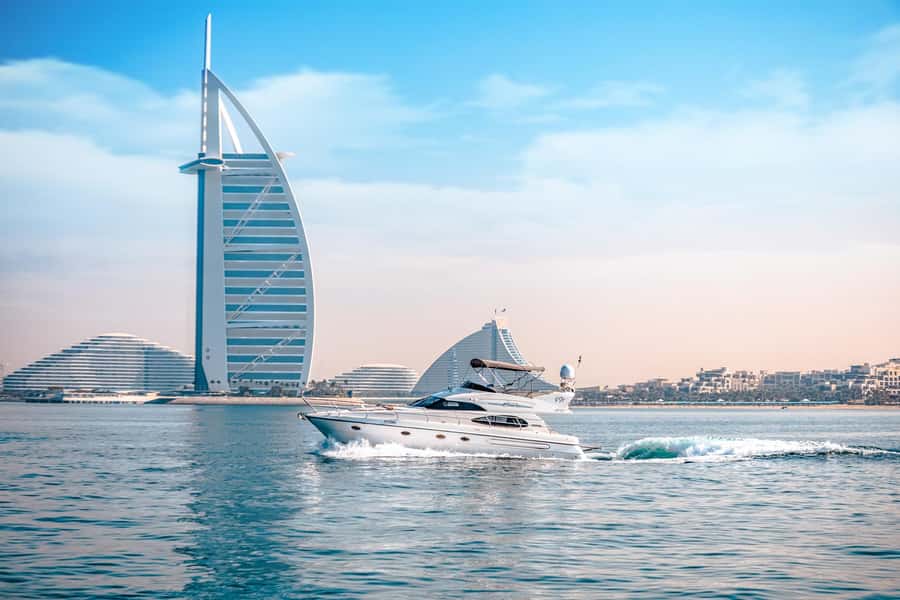 Dubai Yacht Tour - Boat Trip upto 12 guests Private event - Food, drinks, and celebration details