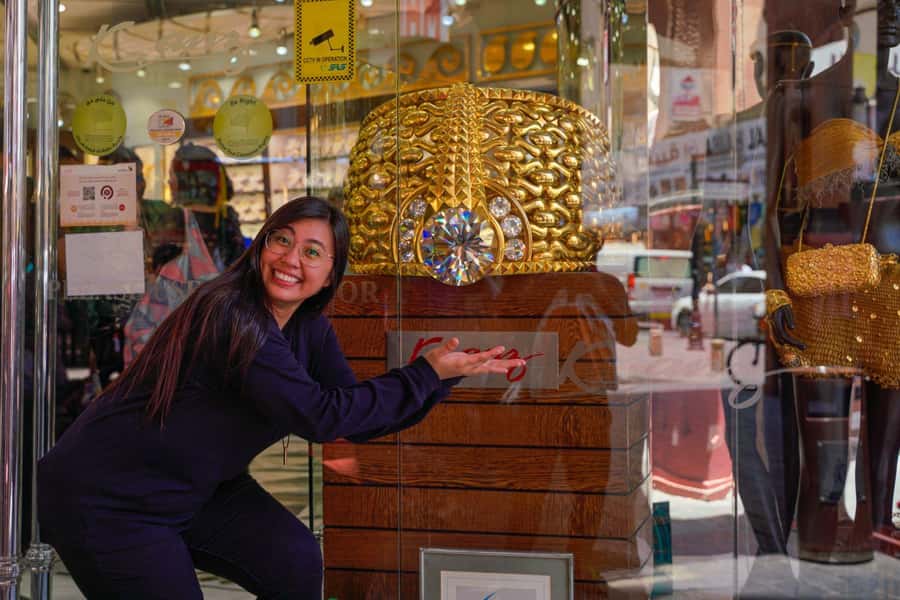 From Abu Dhabi: Dubai City Tour with Frame & Abra Boat Ride - The Blue Mosque and the Clothing Rules