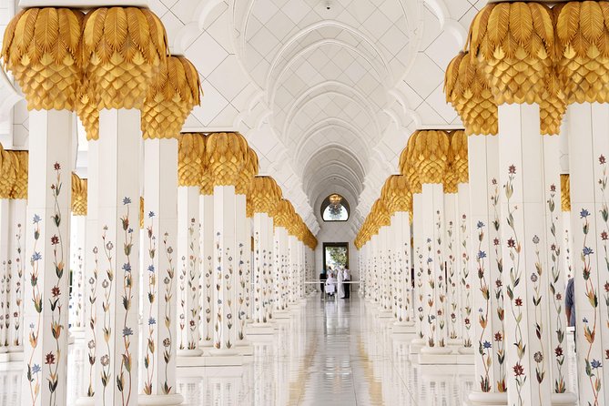 From Dubai: Abu Dhabi Heritage Tour, Qasr Al Watan, Grand Mosque - Emirates Palace gives you 15 minutes of grand architecture