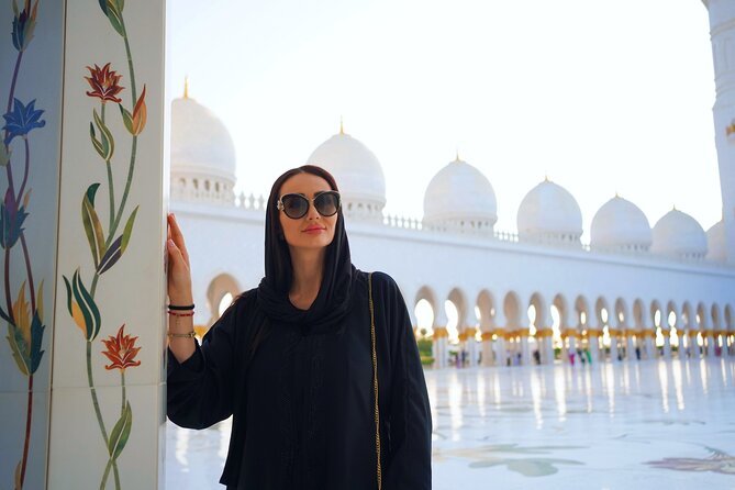 From Dubai: Abu Dhabi Sheikh Zayed Grand Mosque Guided Tour - Timing, crowds, and the risk of a disrupted visit