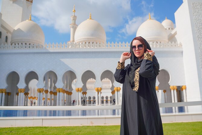 From Dubai: Abu Dhabi Sheikh Zayed Grand Mosque Guided Tour - Inside the prayer hall and beneath the great chandelier