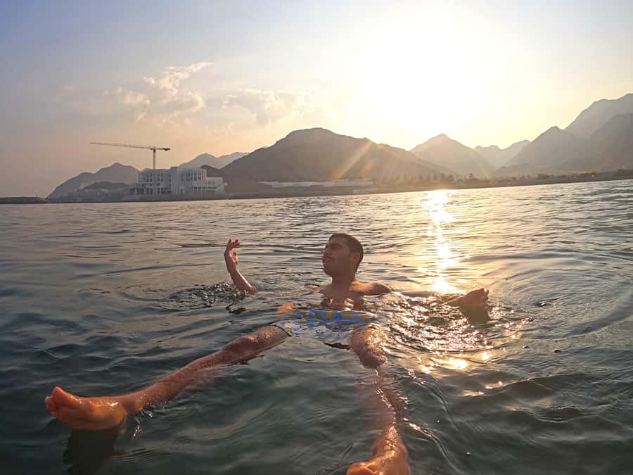 From Dubai: Fujairah Snorkeling with Turtles, Transfer & BBQ - Is $135 a fair price?