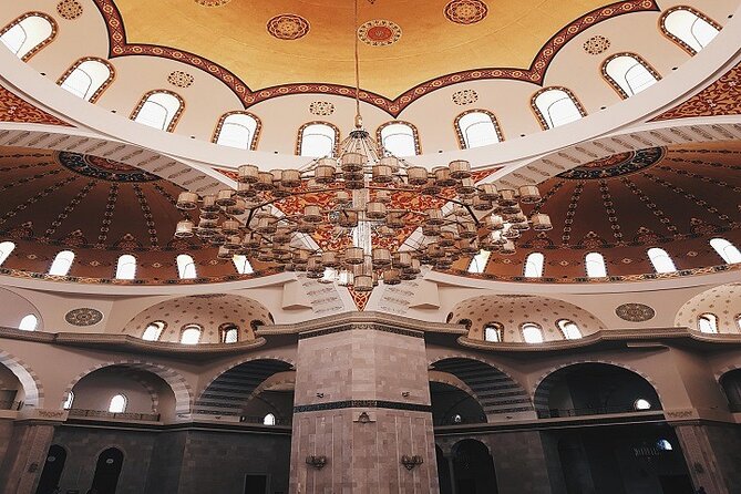 Fujairah East Coast Tour with Visit to Sheikh Zayed Mosque - Sheikh Zayed Mosque: the day’s grand opening
