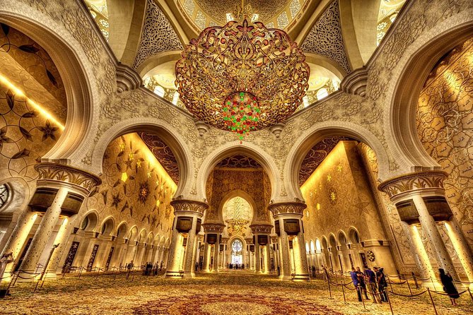 Full-Day Abu Dhabi Tour with Lunch from Dubai - Should you book it?