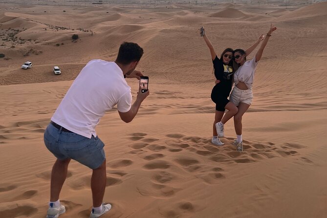 Full Day Liwa Desert Sunset Safari Tour with Lunch at Oasis - Pickup and the private vehicle setup