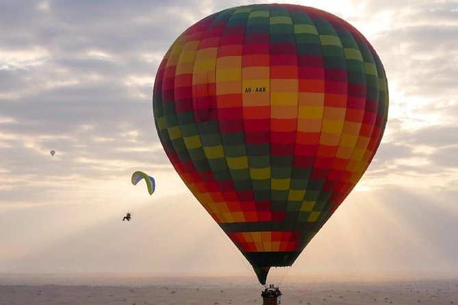 Hot Air Balloon Ride Over Dubai Desert inlcuding Transfers - The 3:30 am start and ride into Murqquab