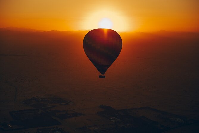 Hot Air Balloon Ride Over Dubai Desert inlcuding Transfers - Camels, gazelles, oryx, and the changing desert below