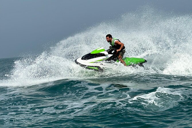 Jet ski Dubai 30 minute Guided Sightseeing Tour - What the JBR Beach launch adds