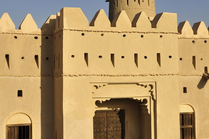 Liwa Oasis Desert Drive from Abu Dhabi - The 8:30 am pickup and long run south