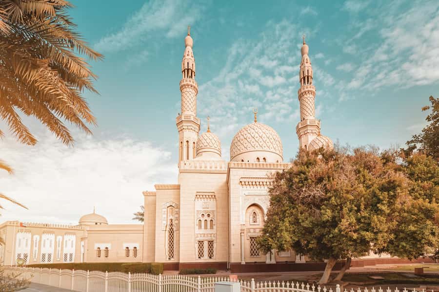 Magical Dubai 8-Hour Tour with Burj Khalifa Experience - Atlantis Aquarium: a useful indoor attraction