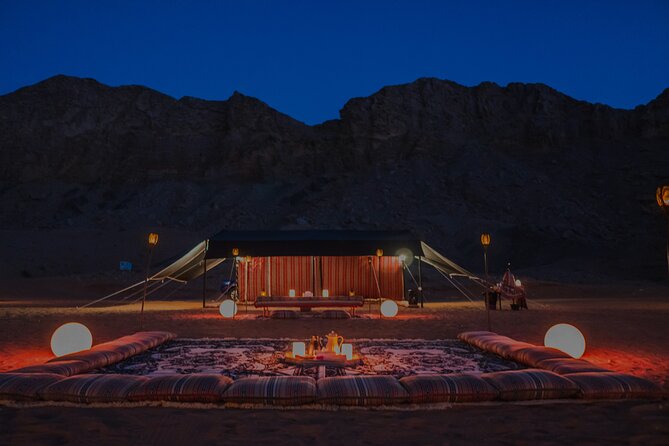 Mleiha Panoramic Lounge - Walk the dunes with time to look closely