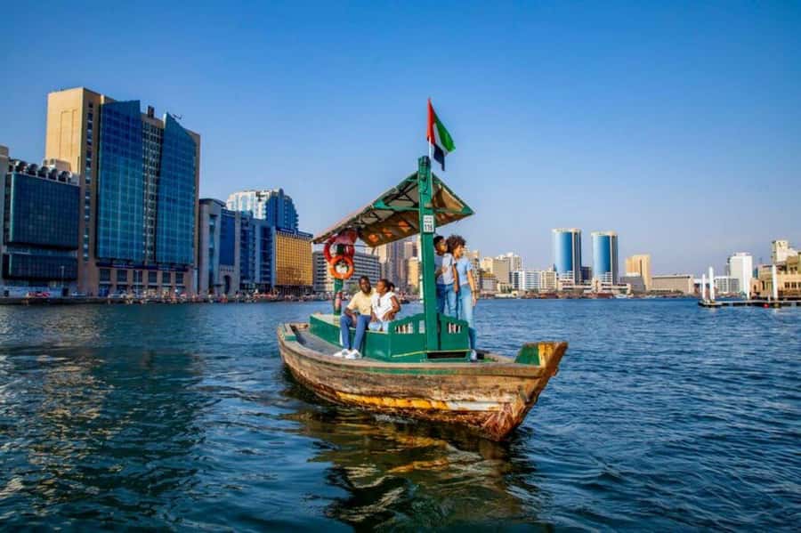 Old Dubai Heritage Tour: Souks, Mosques & more hidden gems! - Spice Souk and the Gold Market Atmosphere