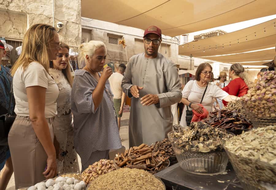 Old Dubai Historic Guided Tour: Creek, Street Food & Souks - Street food, karak tea, and small tastes of daily life