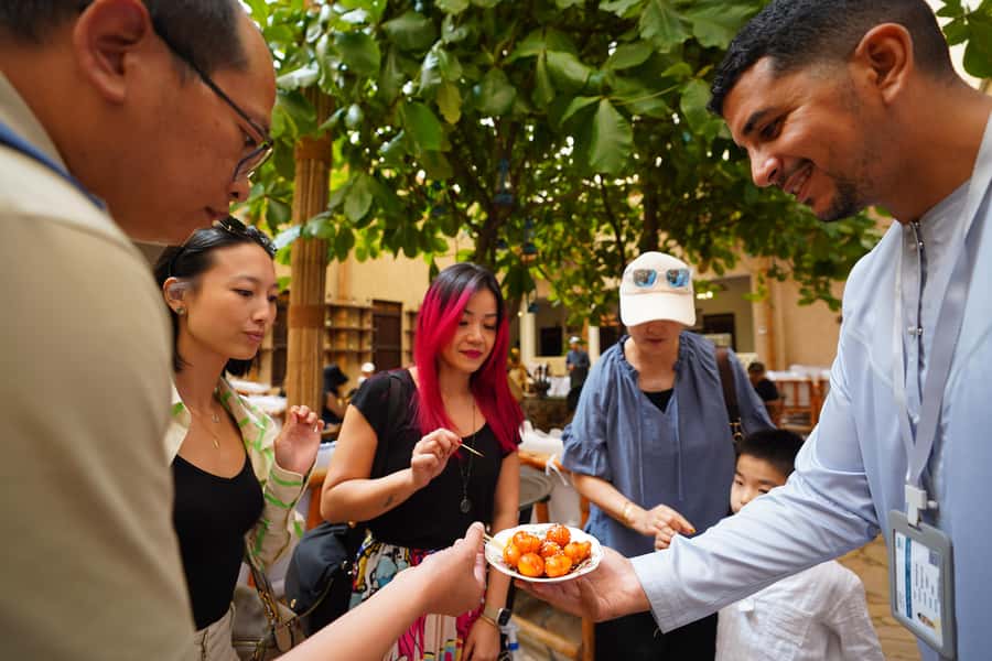 Old Dubai: Premium Guided Tour with Street Food & Abra Ride - Is $31 a fair price?