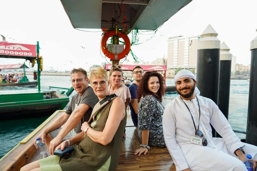 Old Dubai: Premium Guided Tour with Street Food & Abra Ride - Practical advice for a smoother outing