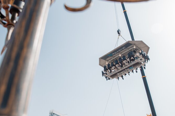 On Air Dinner Adventure in Dubai - A three-course meal served in the air