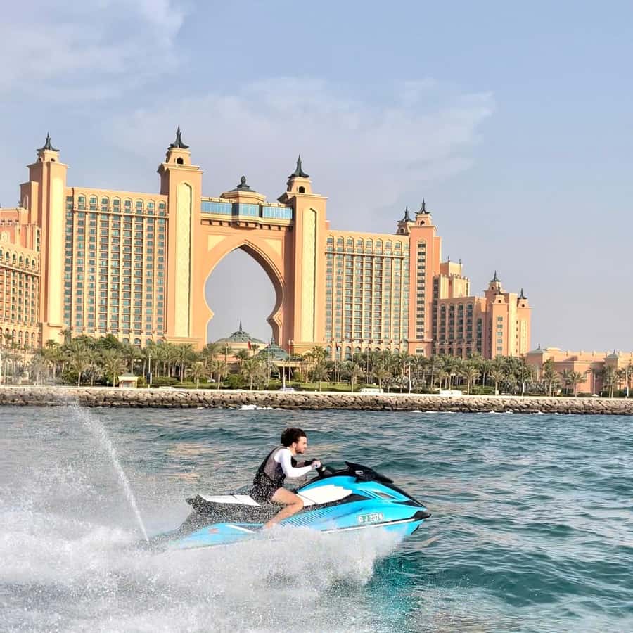 Palm Jumeirah: 1.5-Hour Guided Jet Ski Tour - Palm Jumeirah and Atlantis from the water