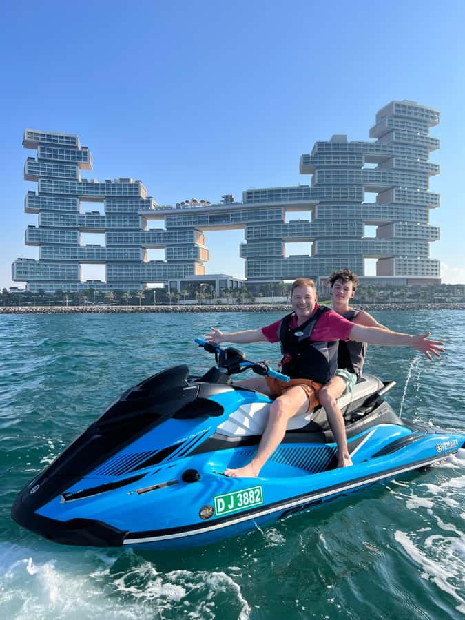 Palm Jumeirah: 1.5-Hour Guided Jet Ski Tour - Why the 90-minute format works
