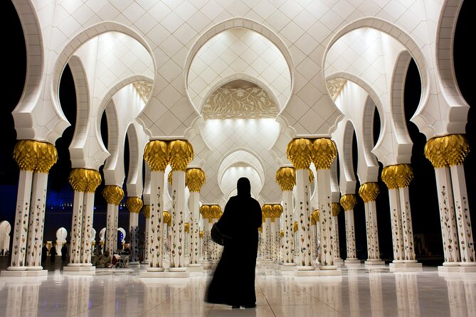 Premium Abu Dhabi Full-day City Tour in A 4x4 Private Vehicle - Heritage Village: a compact look at Bedouin traditions