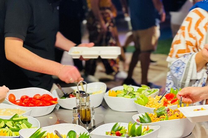 Premium Desert Safari, food Service with 4 alcoholics drinks - The VIP table and buffet dinner
